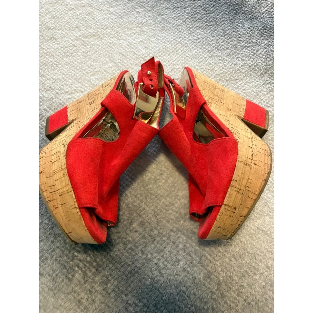Carlos Santana Red Faux Suede Cork Platform Wedge Sandals Size 6 Womens